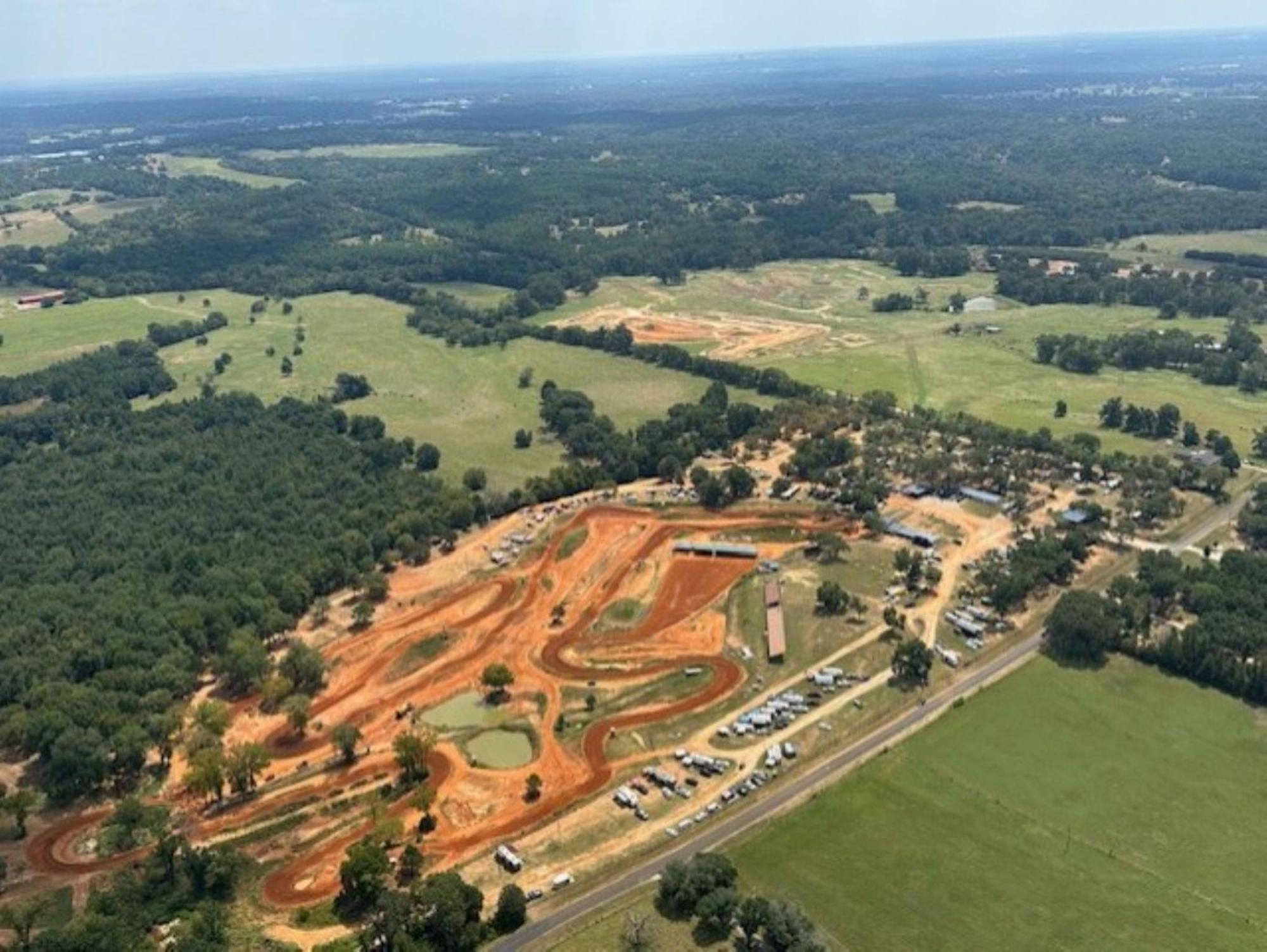 林代尔智选假日套房酒店 Lindale 外观 照片